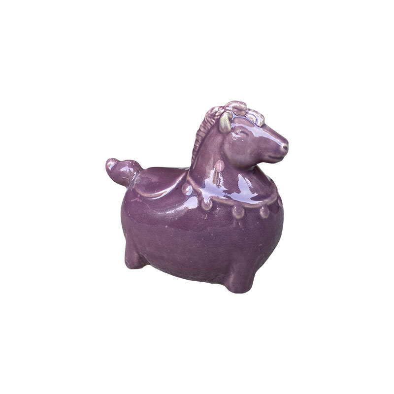 Tím